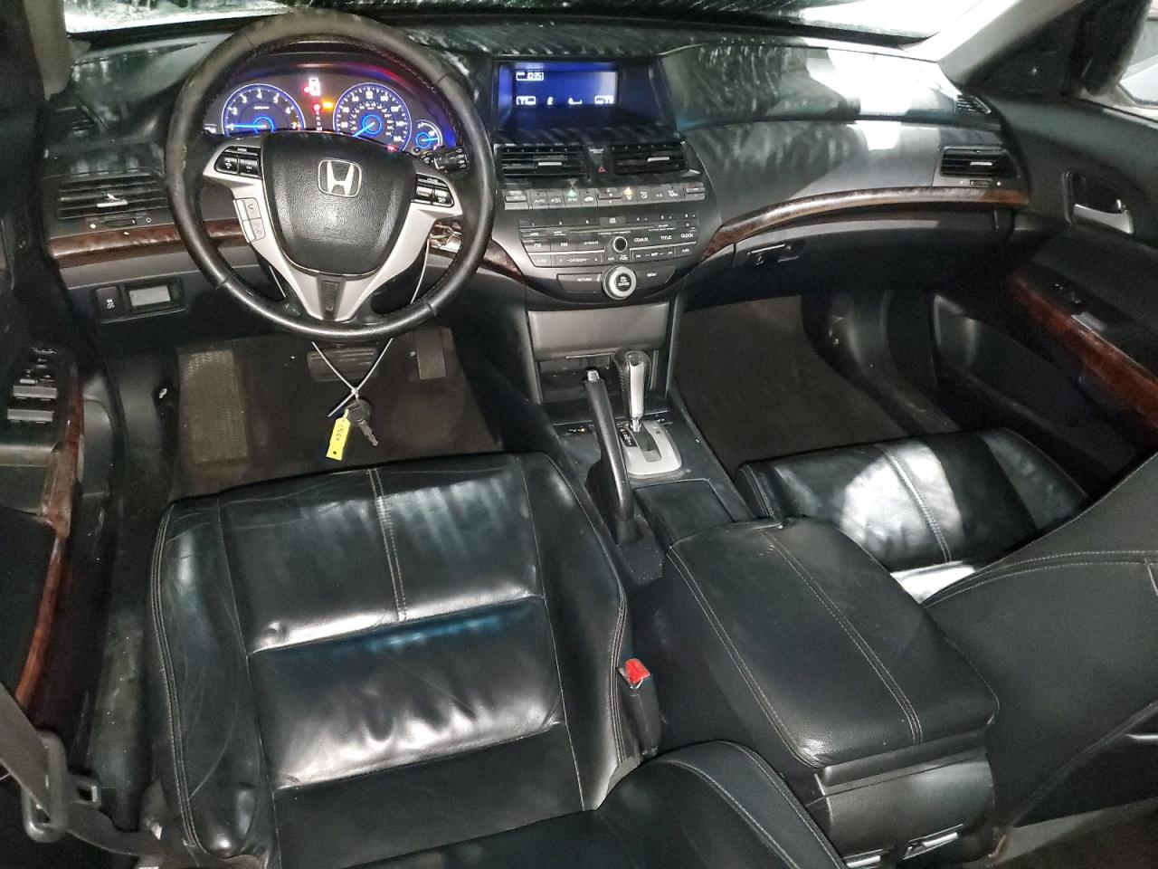 2010 Honda Accord - Image 8