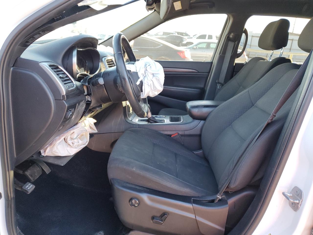 2019 Jeep Grand Cherokee - Image 7