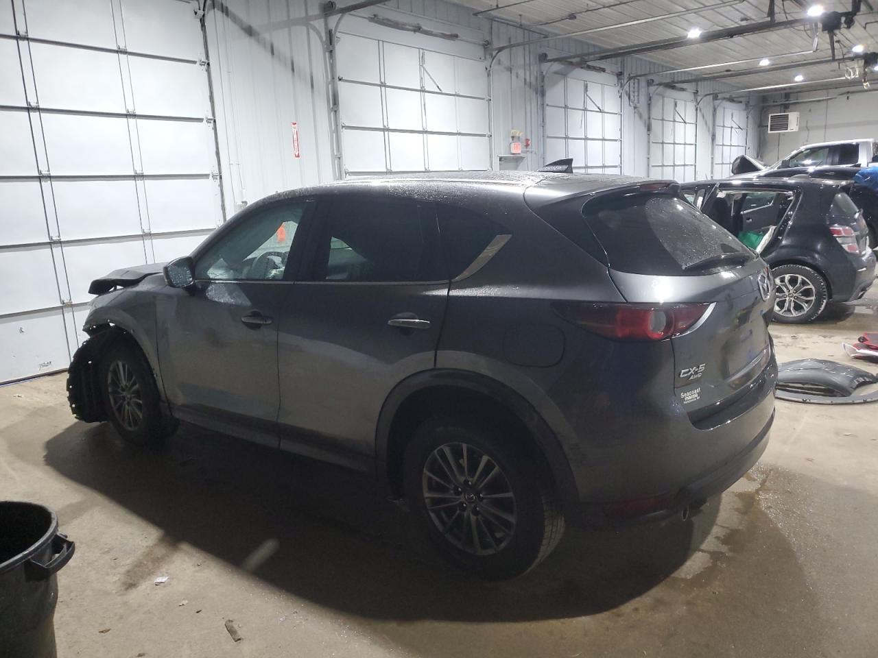 2017 Mazda CX-5 - Image 2