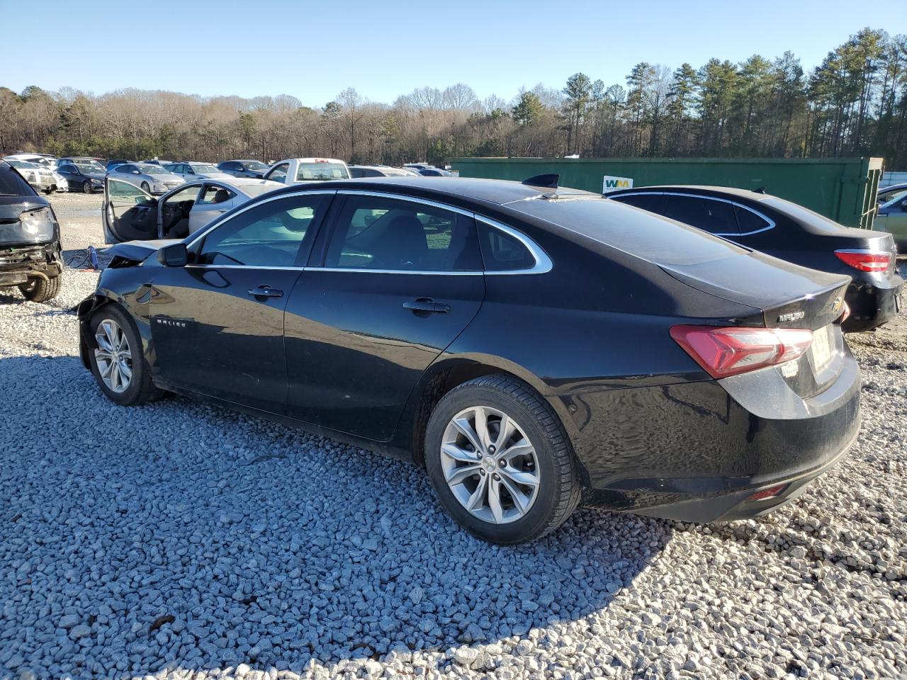 2019 Chevrolet Malibu - Image 2