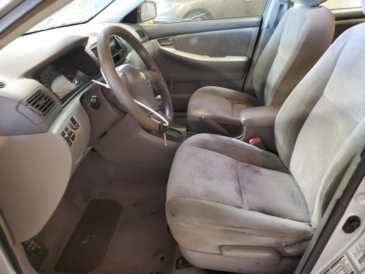 2005 Toyota Corolla - Image 7
