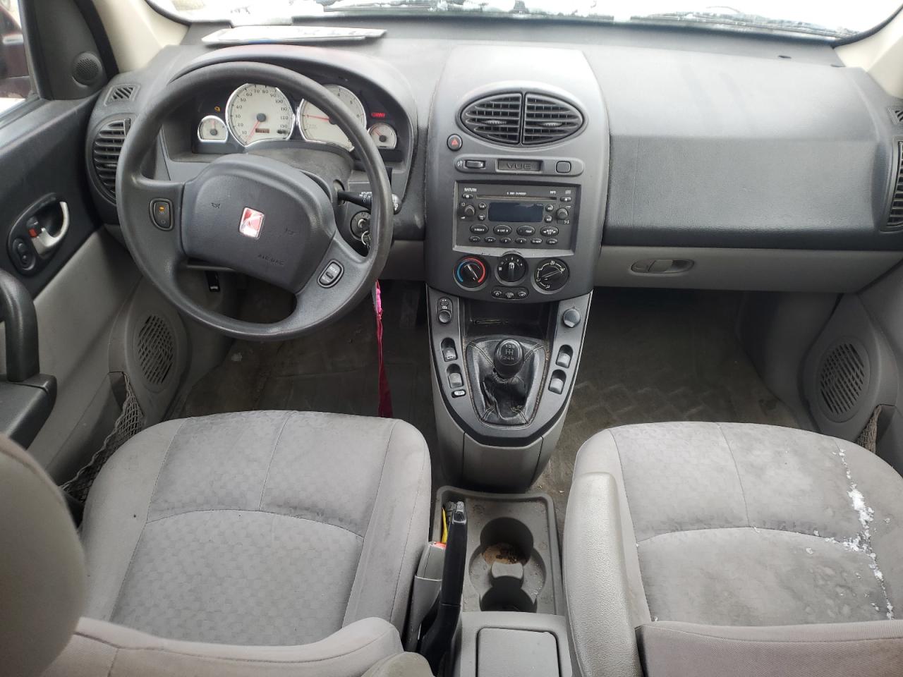 2005 Saturn VUE - Image 8