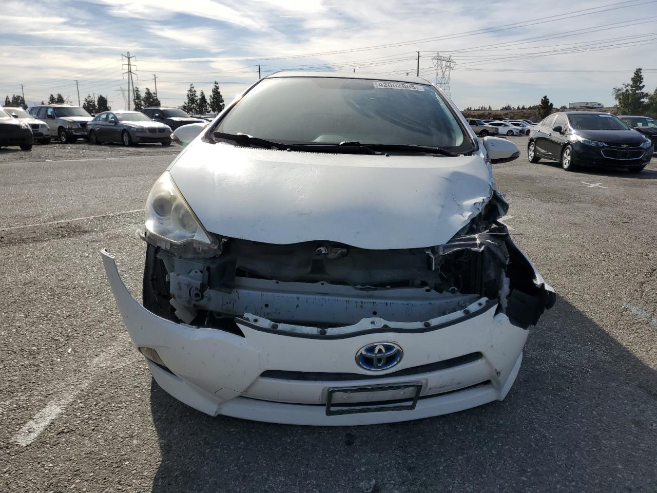 2014 Toyota Prius - Image 5