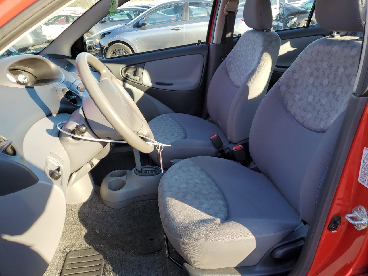 2001 Toyota Echo - Image 7