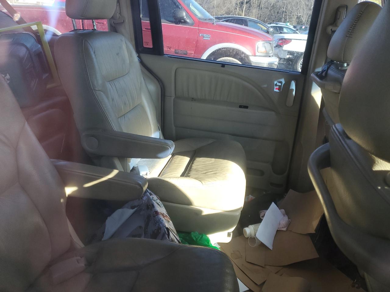 2006 Honda Odyssey - Image 11