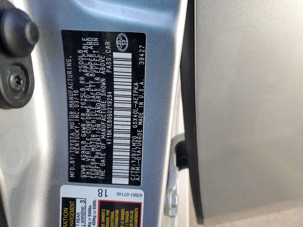 2016 Toyota Avalon - Image 12