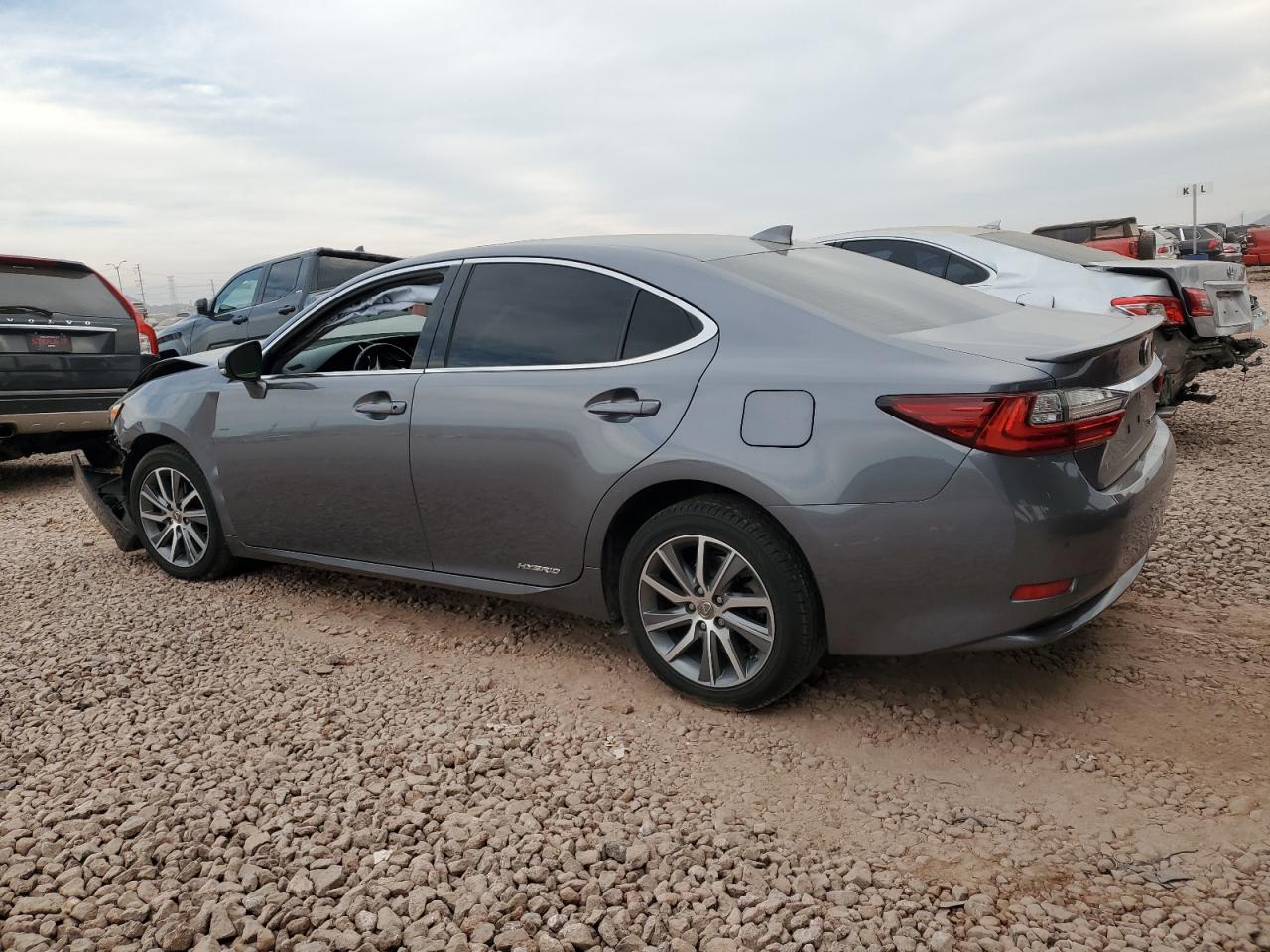 VIN JTHBW1GG8G2125339 2016 LEXUS ES300 no.2