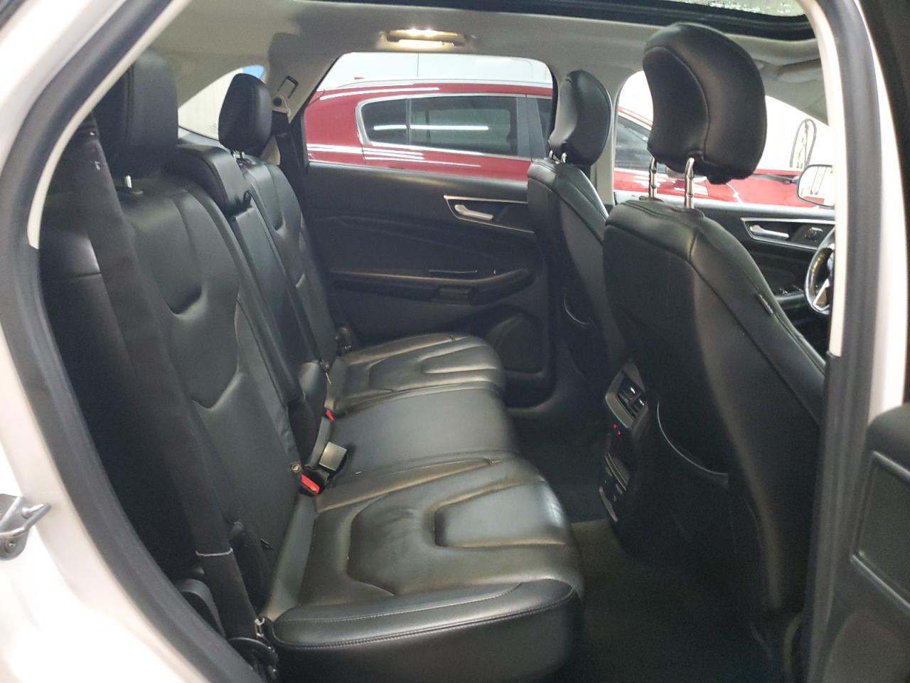 2015 Ford Edge - Image 11