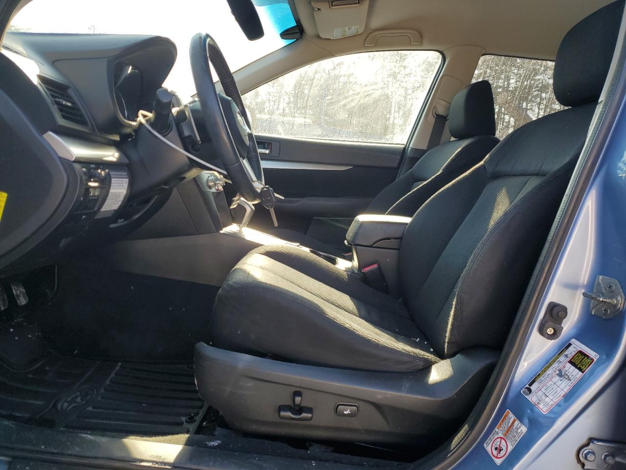 2011 Subaru Outback - Image 7