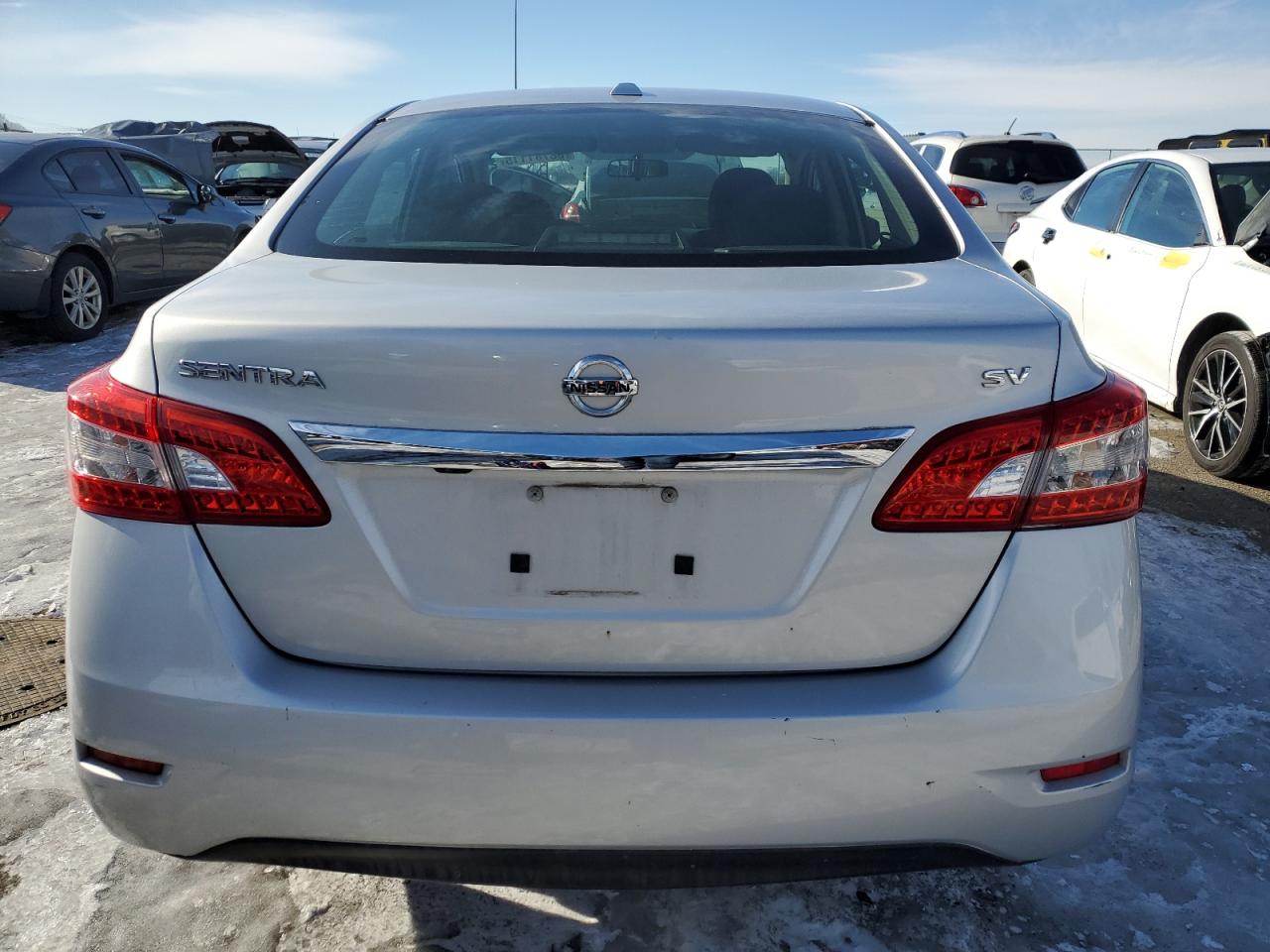 2015 Nissan Sentra - Image 6