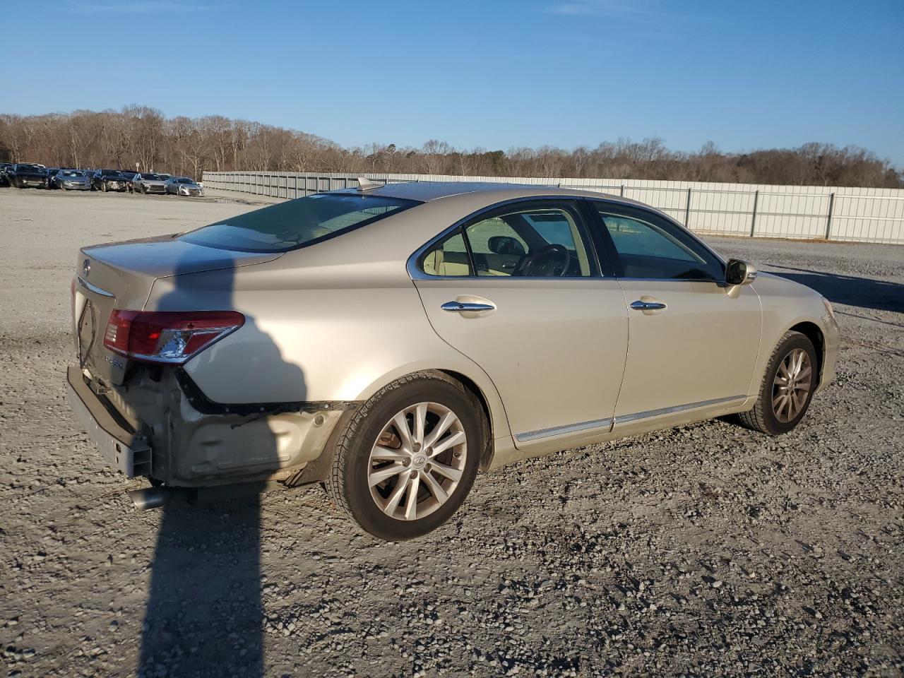 2012 Lexus ES - Image 3