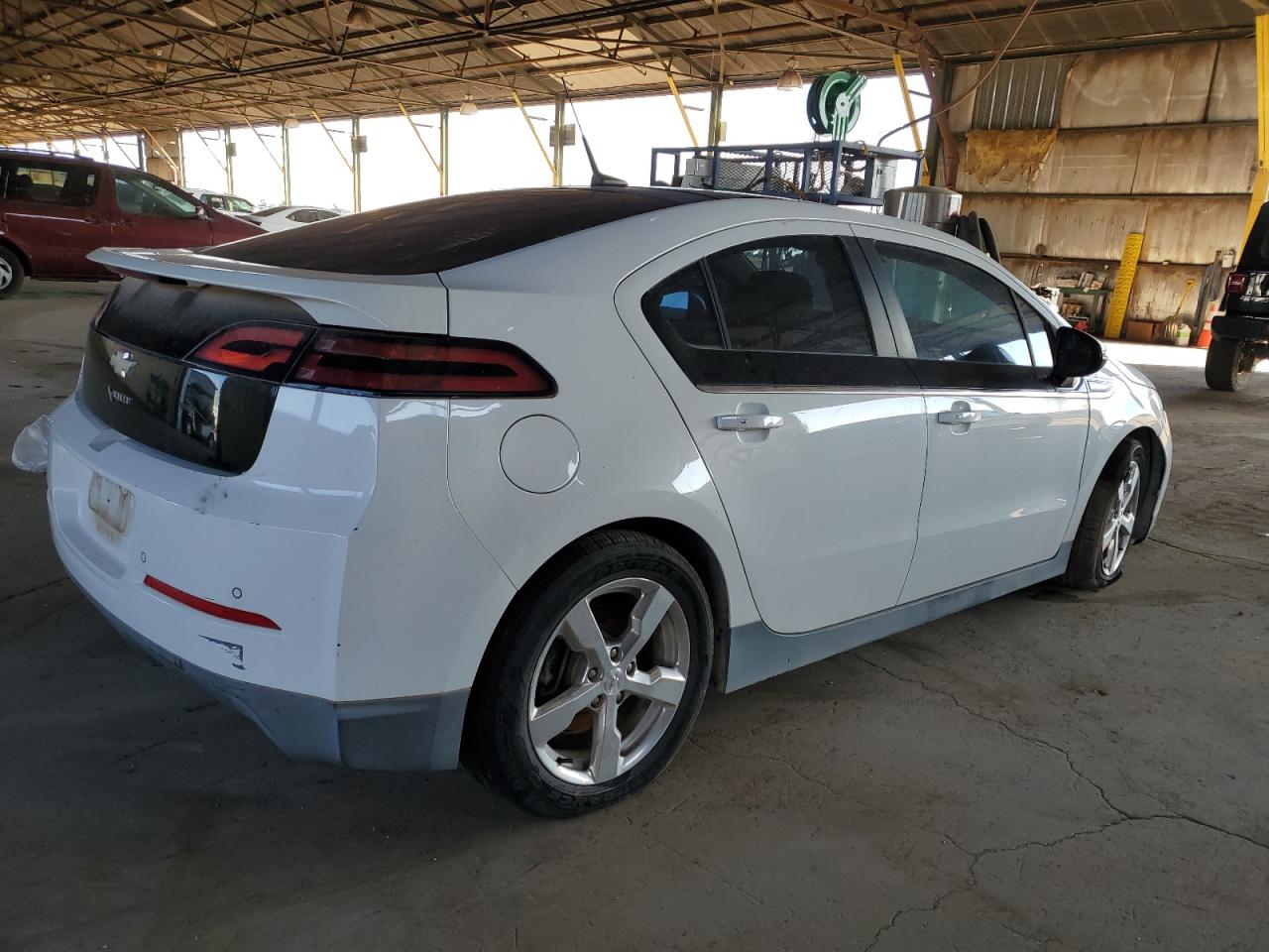 2012 Chevrolet Volt - Image 3