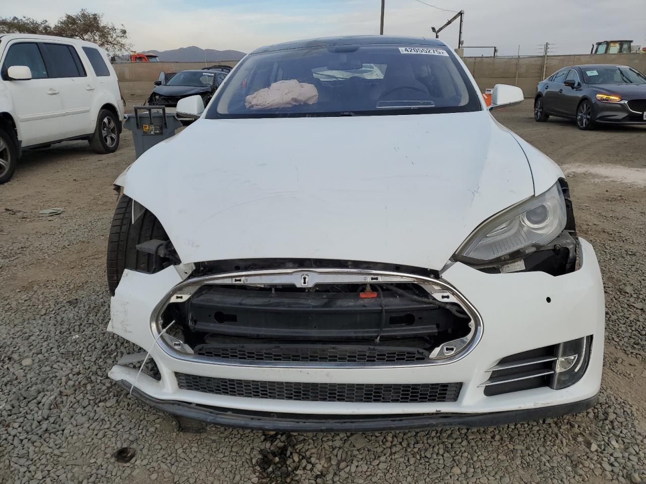 VIN 5YJSA1CN5DFP22672 2013 TESLA MODEL S no.5