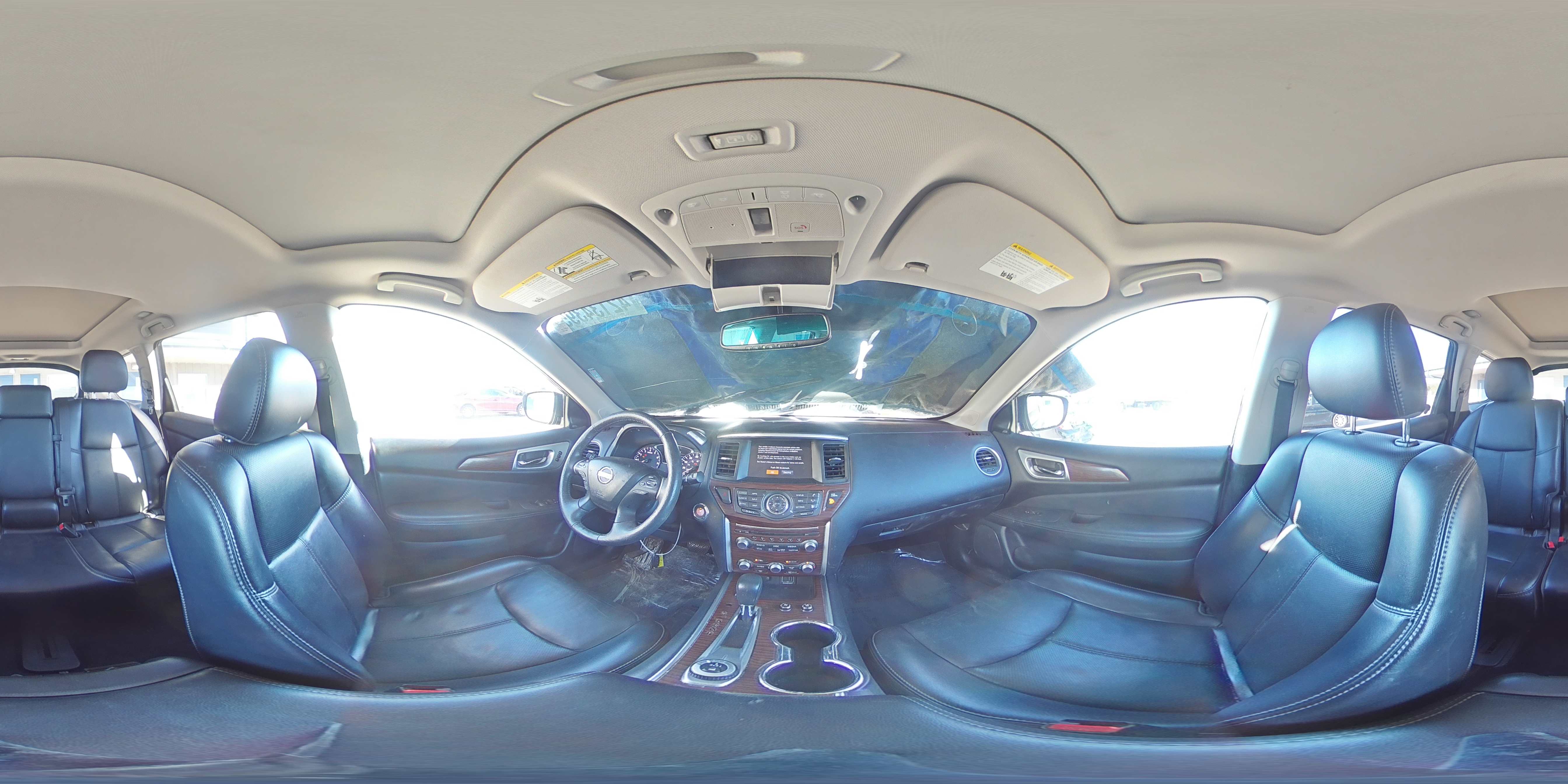 2019 Nissan Pathfinder - Image 16