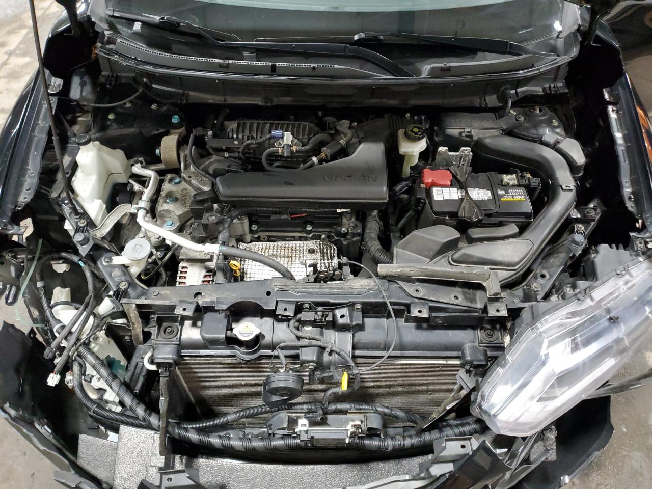 2019 Nissan Rogue - Image 12