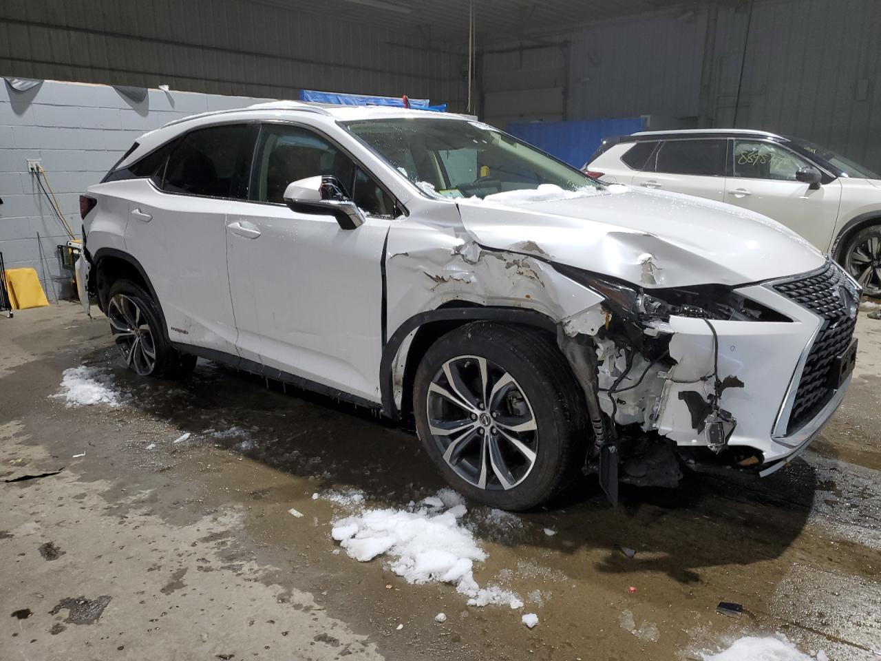 2022 Lexus RX - Image 4