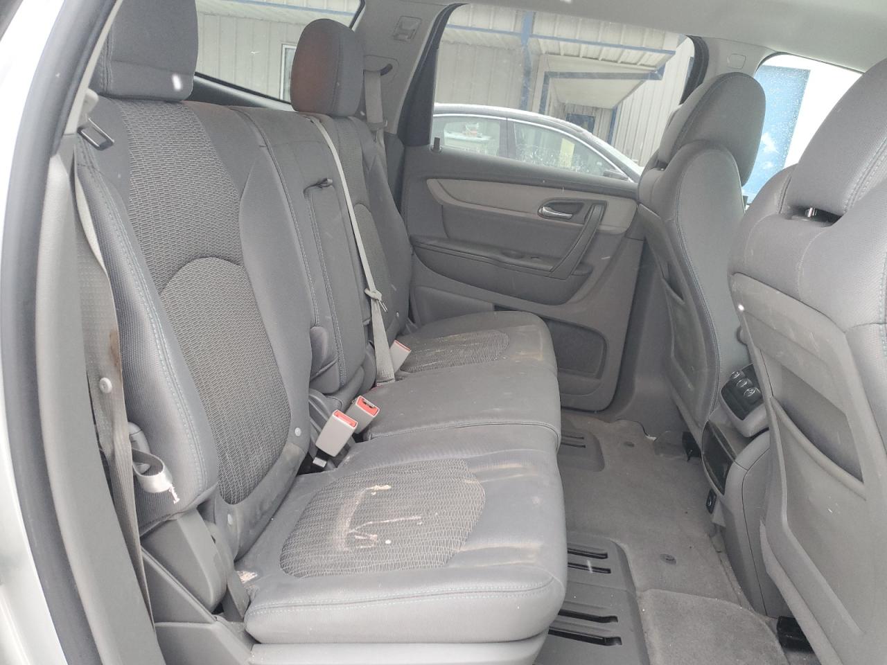 2017 Chevrolet Traverse - Image 11