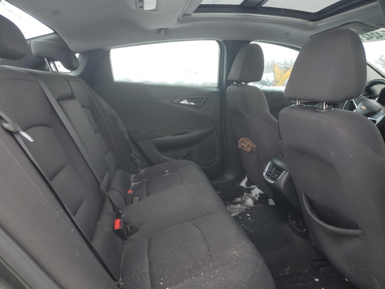 1G1ZD5ST9JF152172 CHEVROLET MALIBU 2018