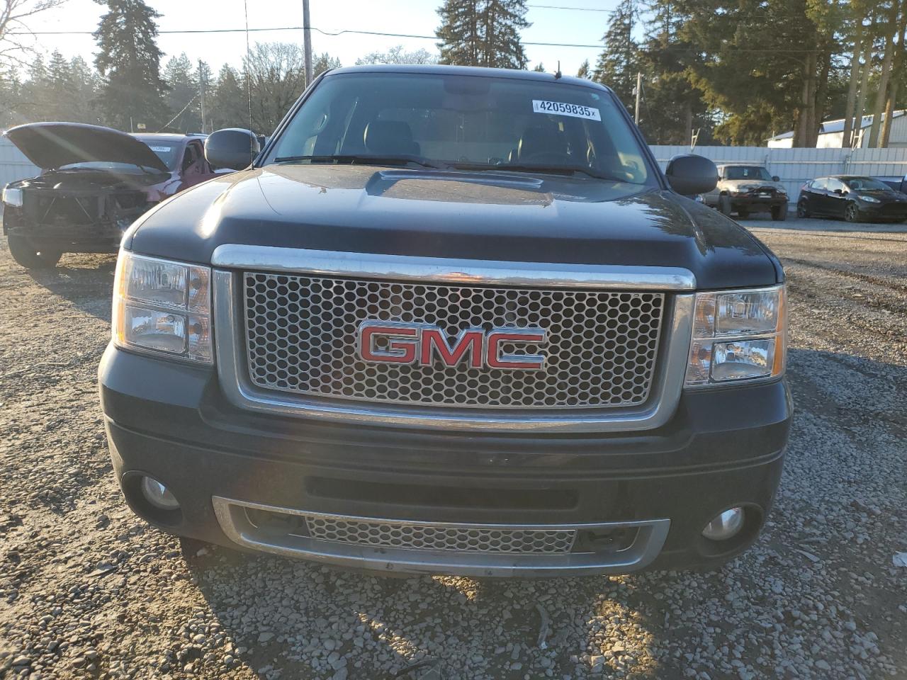 2010 GMC Sierra - Image 5