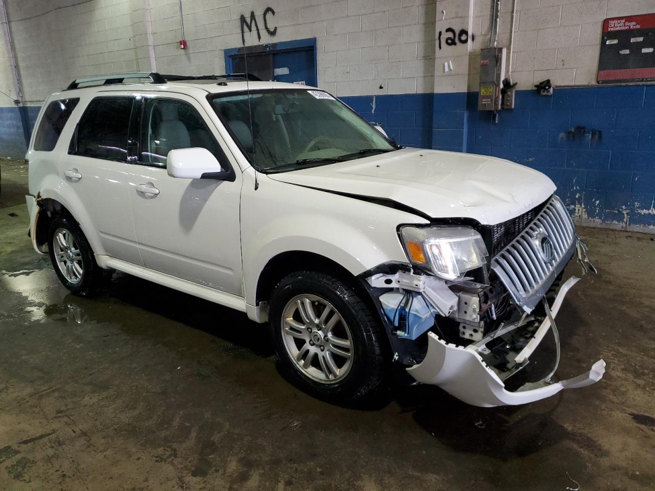 2010 Mercury Mariner - Image 4