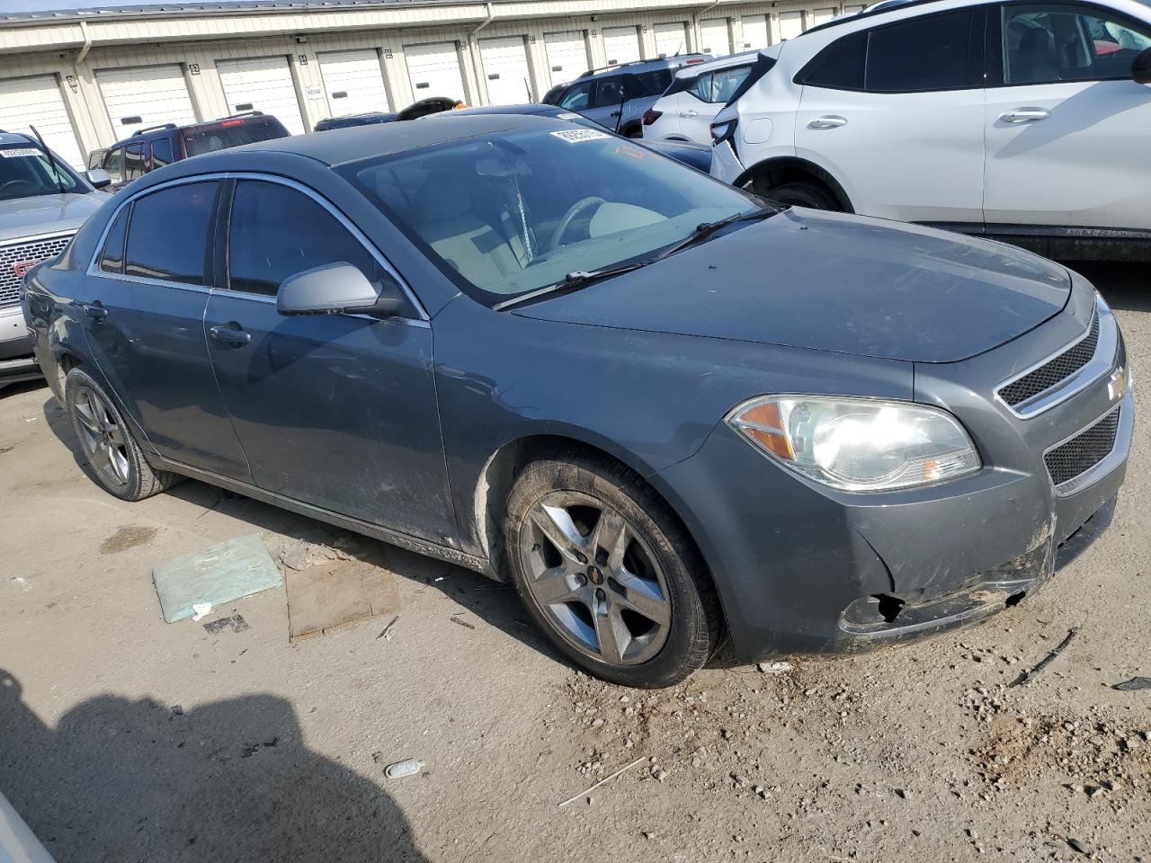 2009 Chevrolet Malibu - Image 4