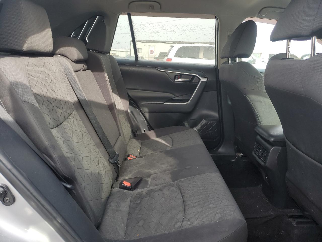 2021 Toyota RAV 4 - Image 11