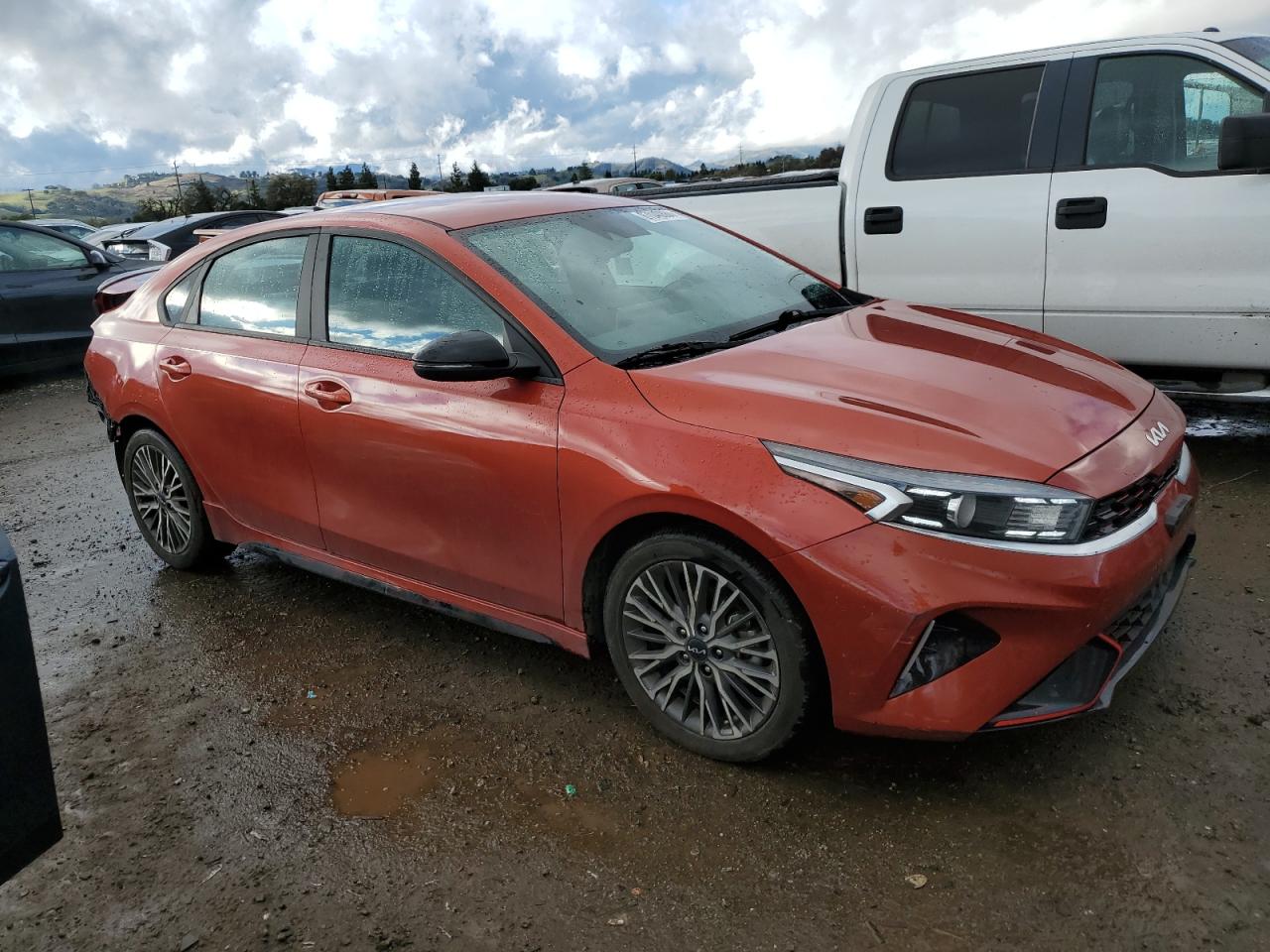 VIN 3KPF54AD3PE516617 2023 KIA FORTE no.4