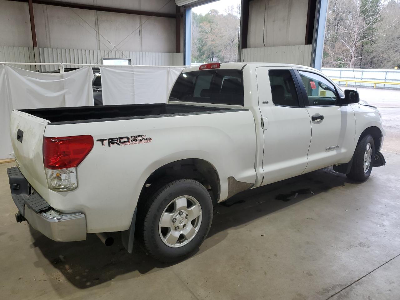 2010 Toyota Tundra - Image 3