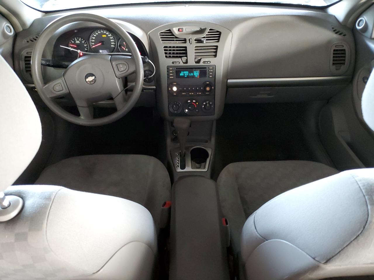 2005 Chevrolet Malibu - Image 8