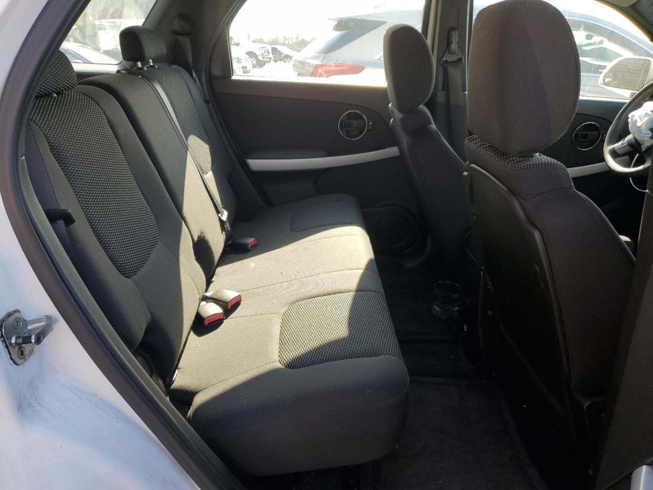 2008 Pontiac Torrent - Image 11