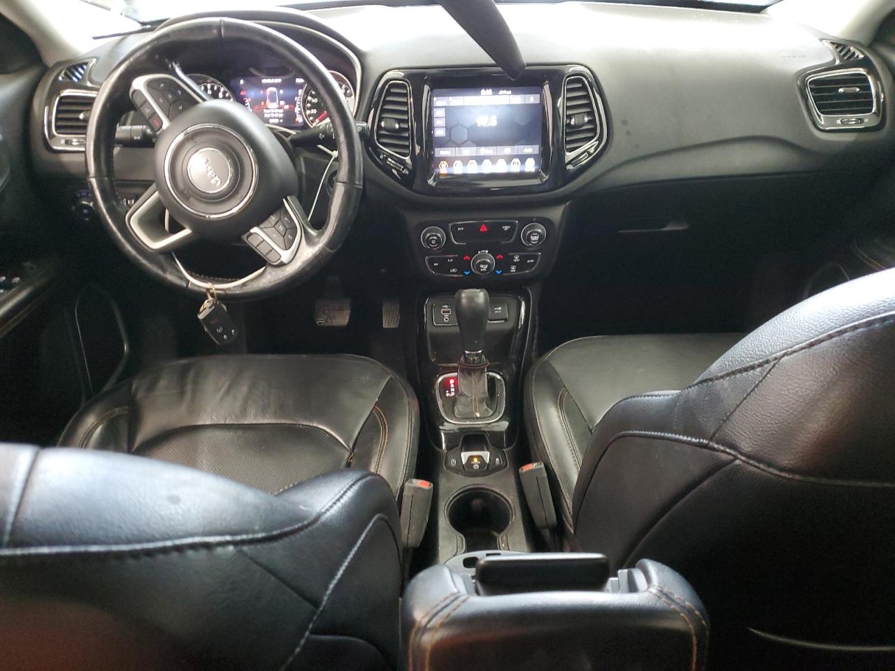 2020 Jeep Compass - Image 8