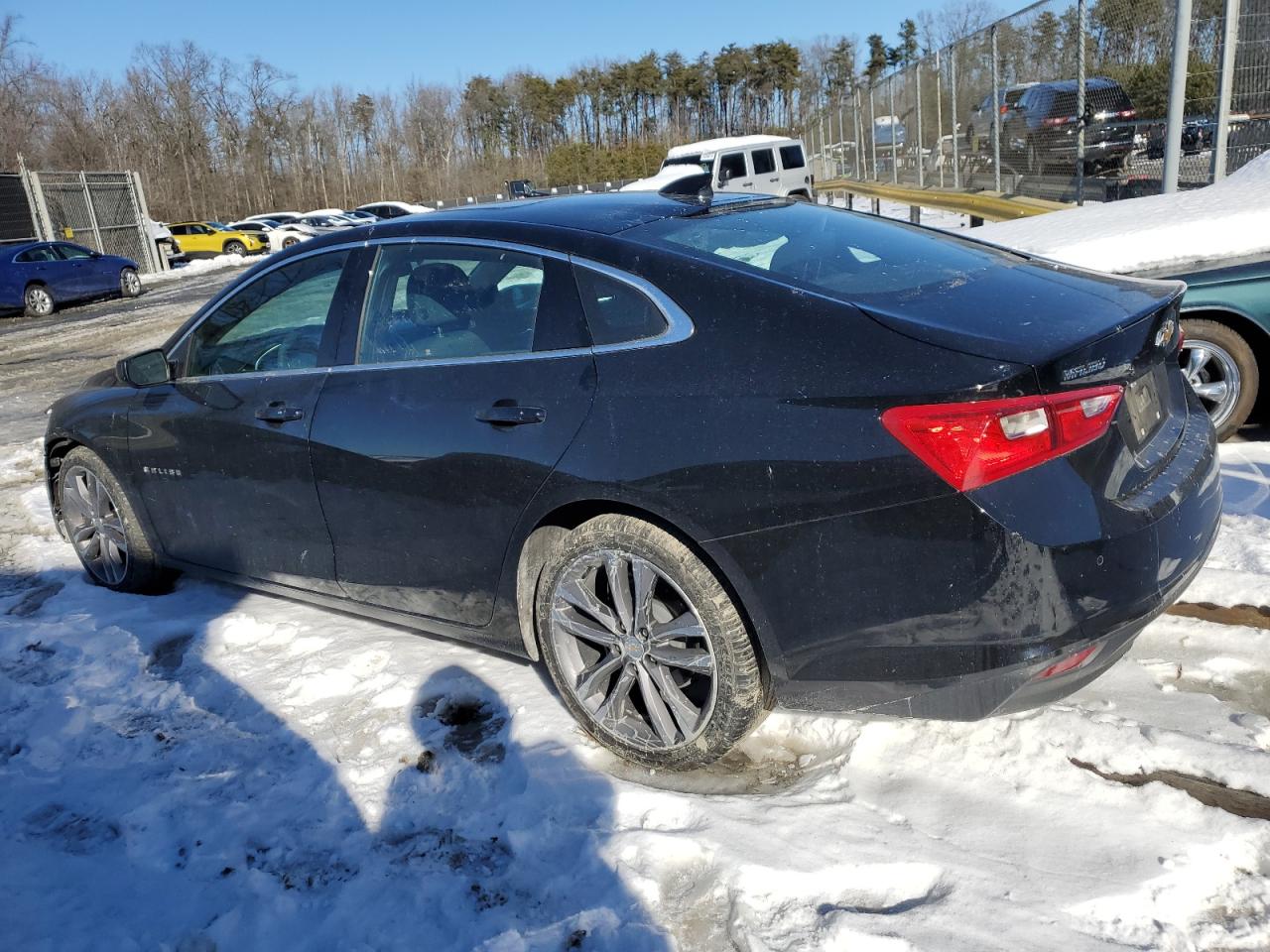 2023 Chevrolet Malibu - Image 2