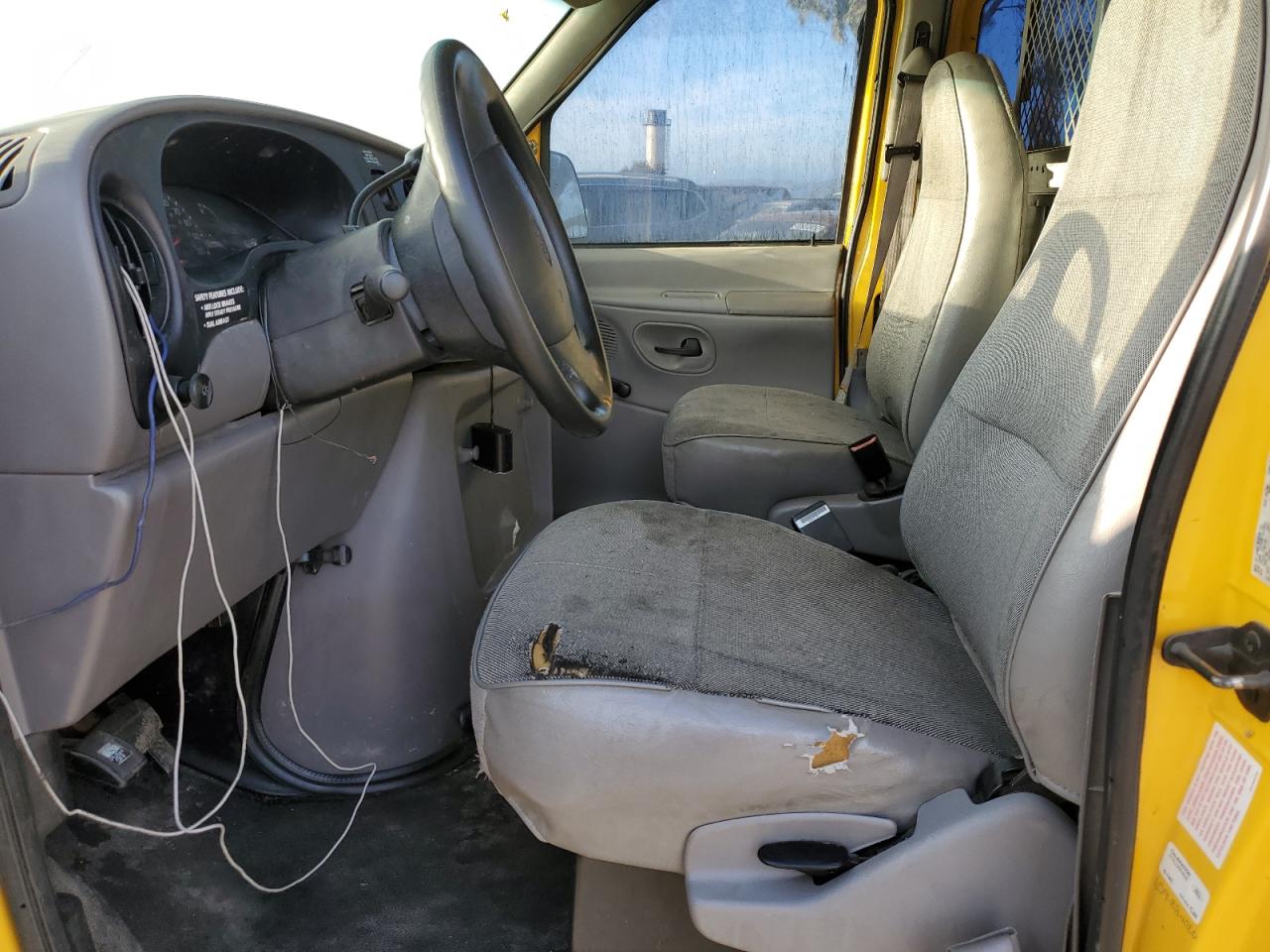 1998 Ford Econoline - Image 7