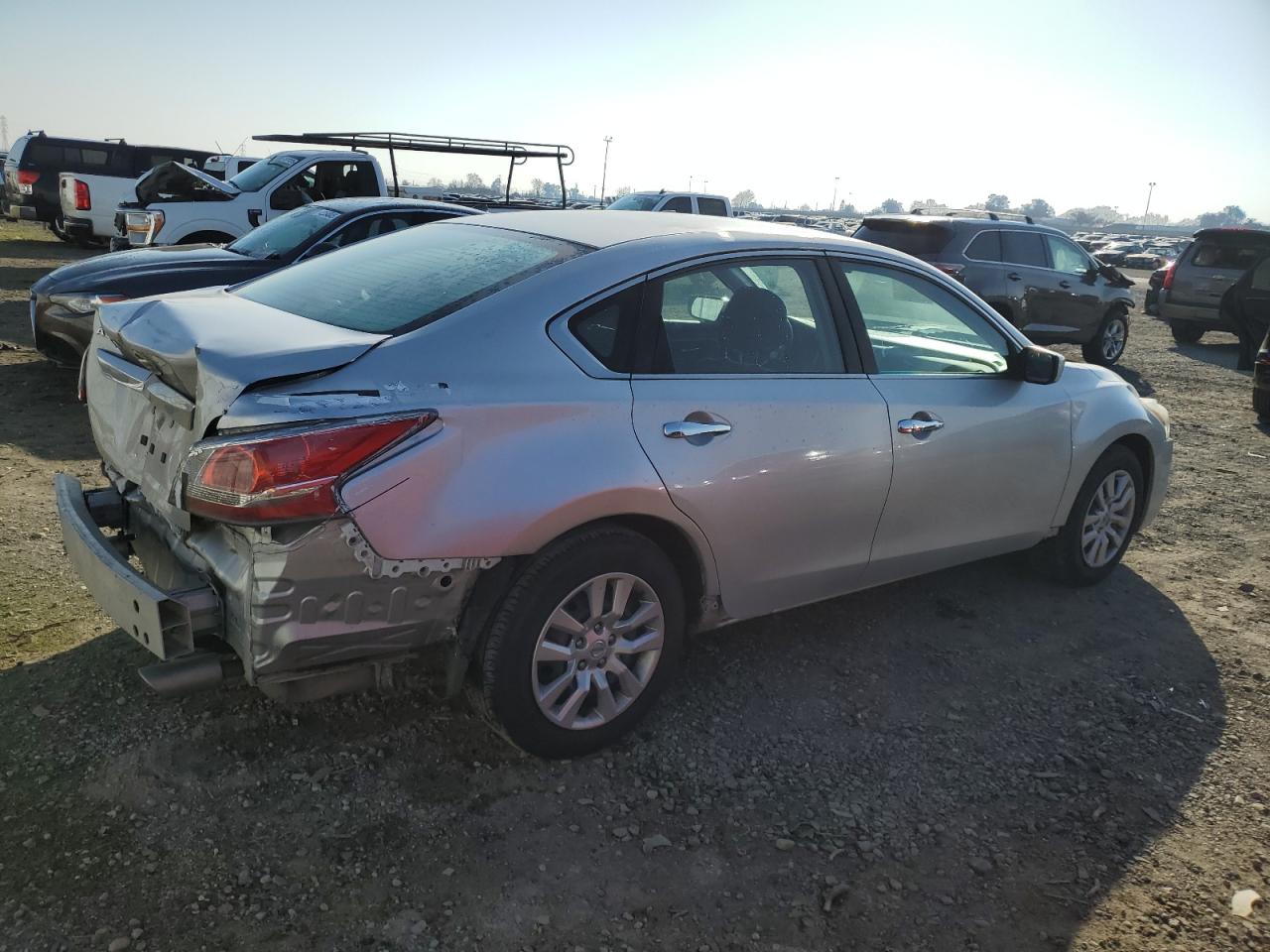 2015 Nissan Altima - Image 3