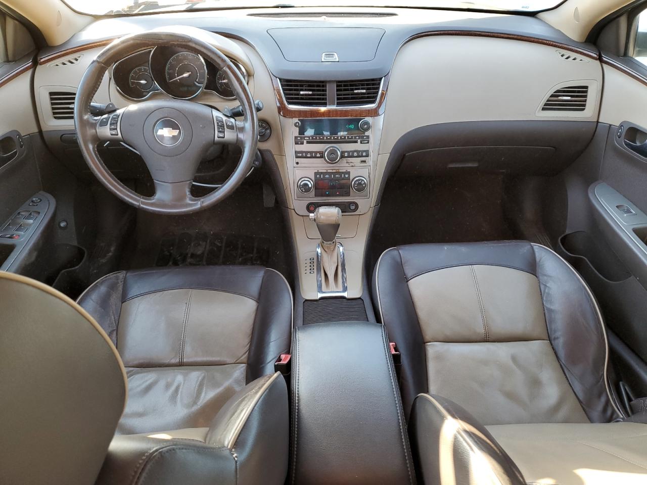 2010 Chevrolet Malibu - Image 8