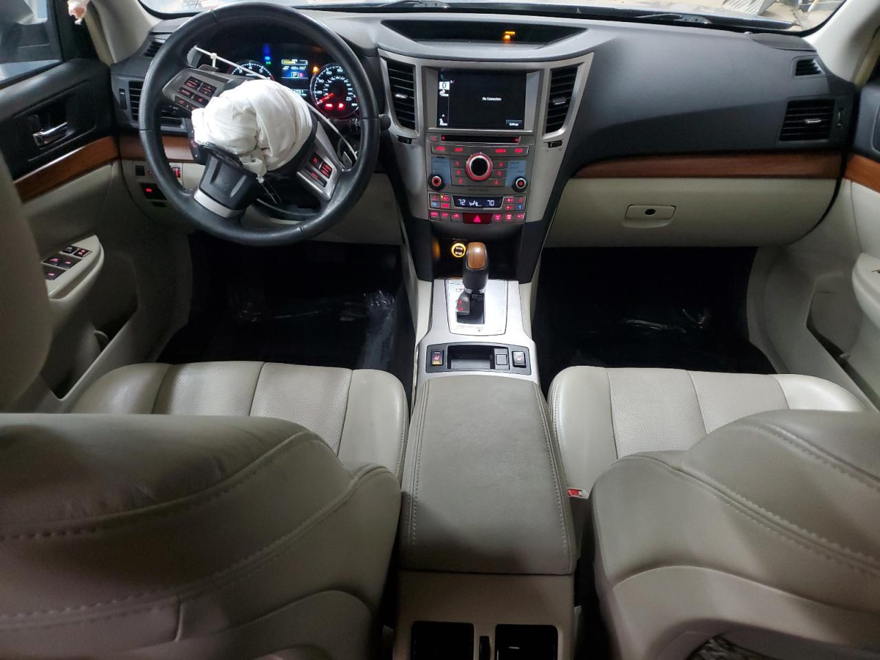 2014 Subaru Outback - Image 8
