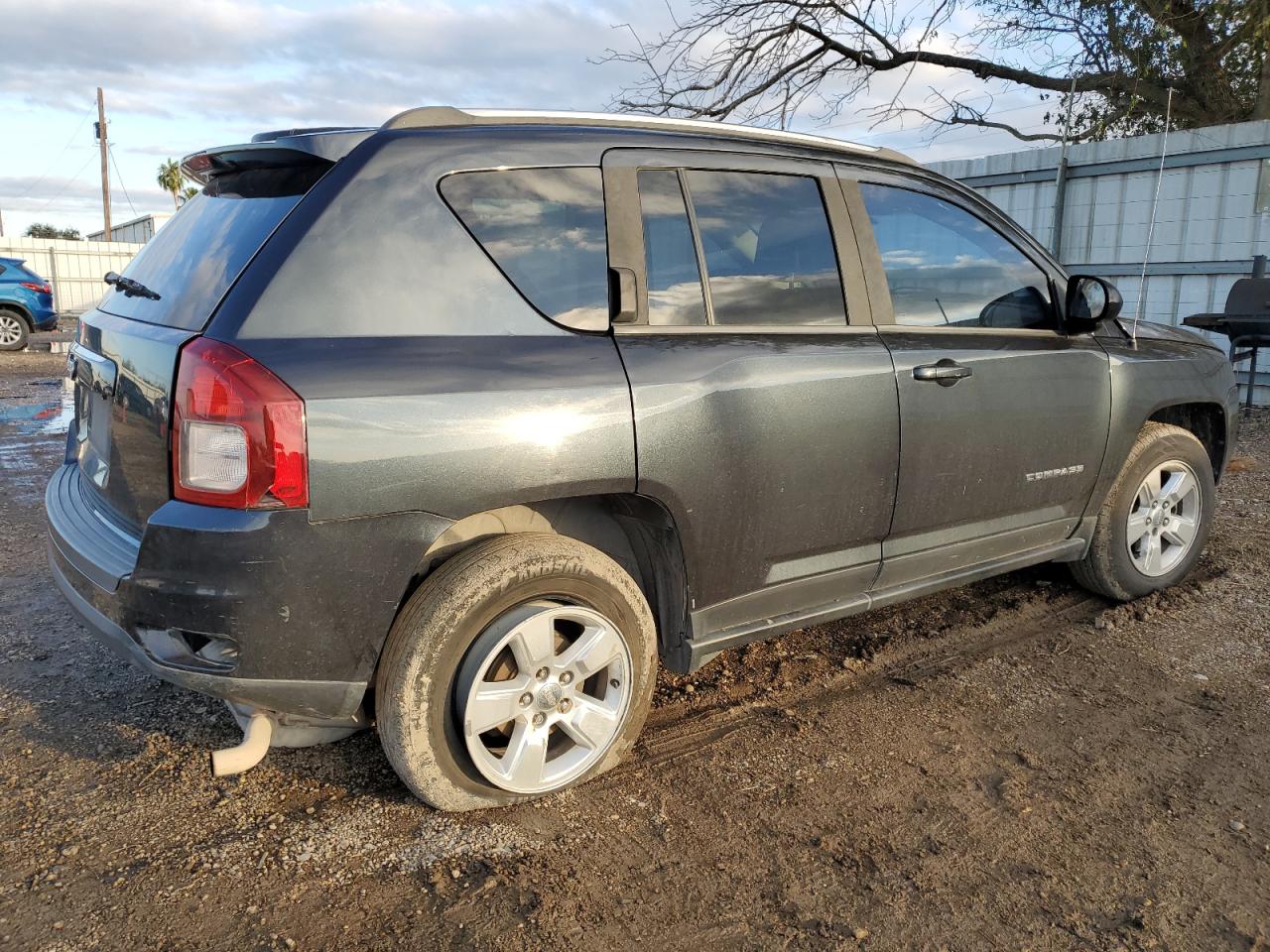 2015 Jeep Compass - Image 3