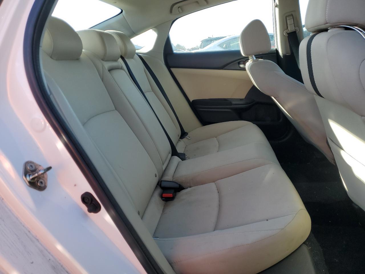 2HGFC1F30GH646851 HONDA CIVIC 2016