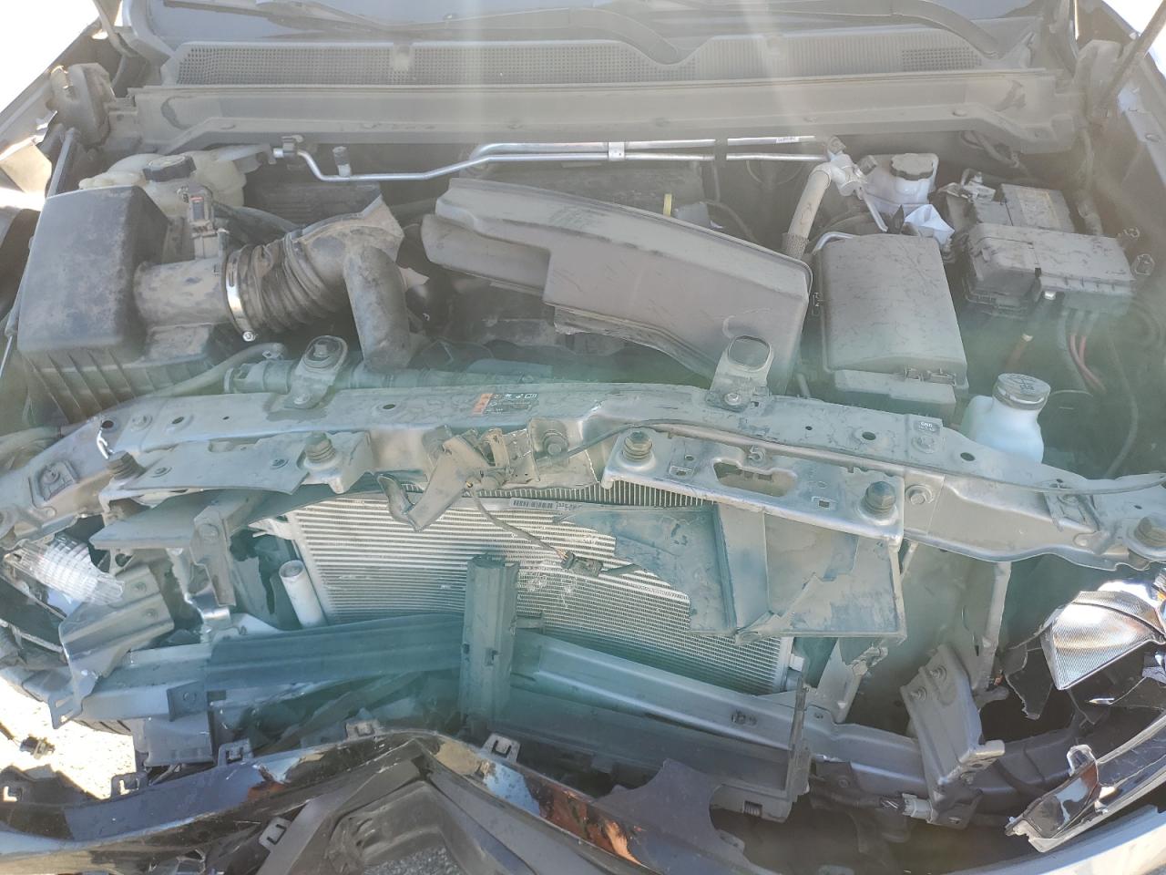 2021 Chevrolet Colorado - Image 11