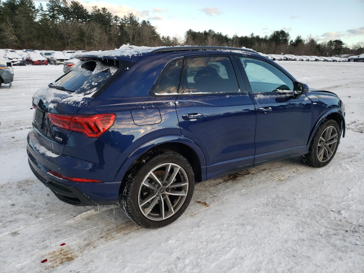 2024 Audi Q3 - Image 3