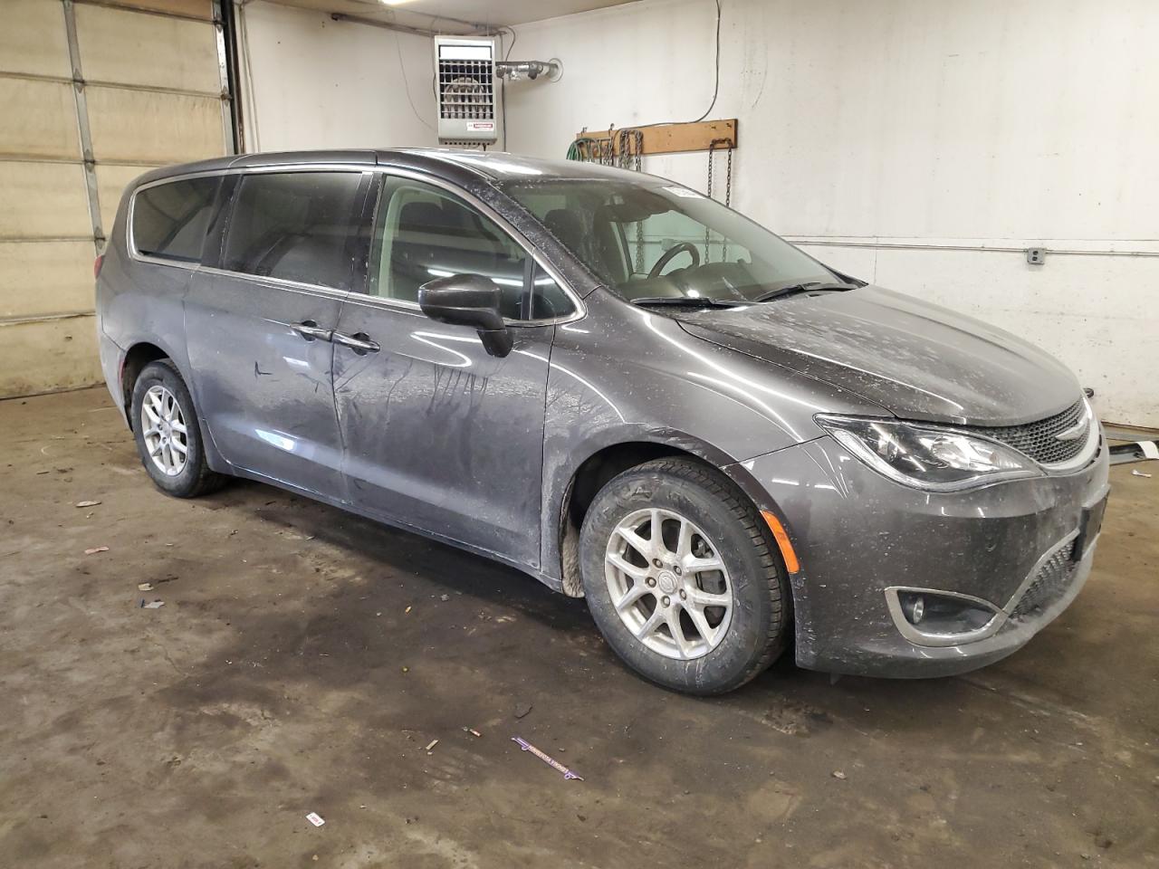 2020 Chrysler Pacifica - Image 4