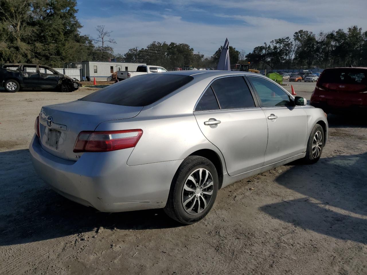 2009 Toyota Camry - Image 3