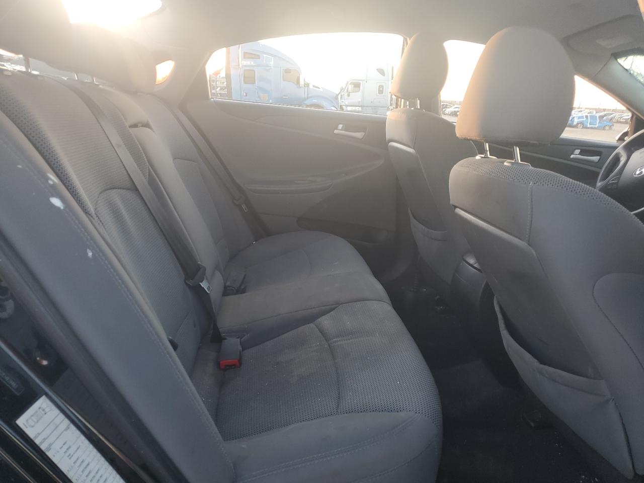 2014 Hyundai Sonata - Image 10