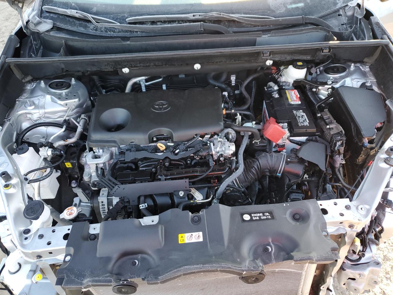 2023 Toyota RAV 4 - Image 12