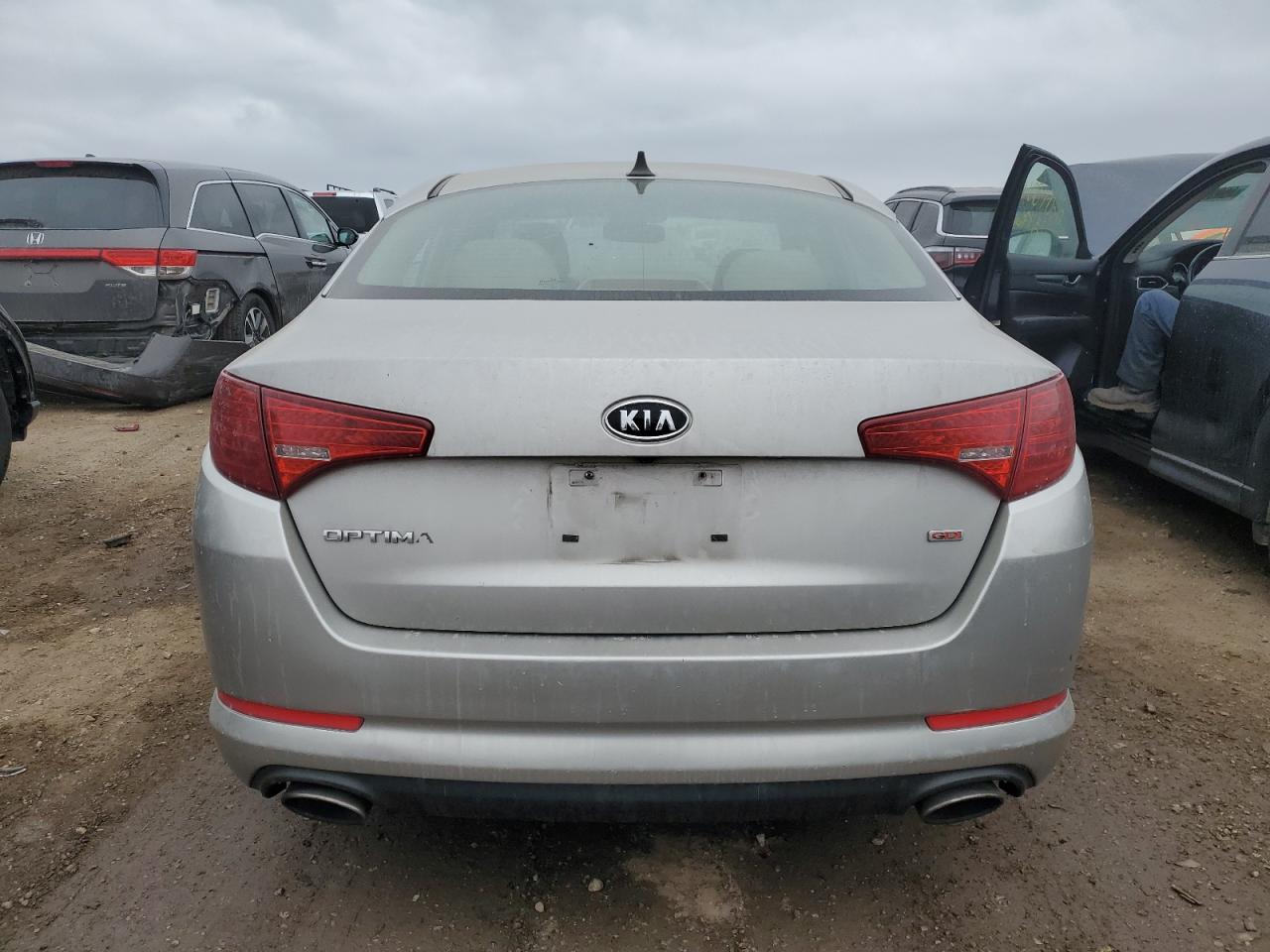 2011 Kia Optima - Image 6