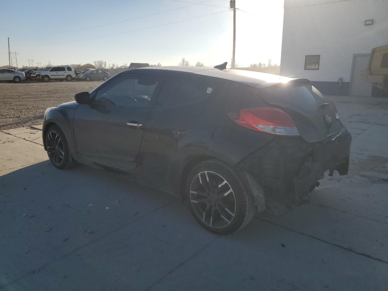 2015 Hyundai Veloster - Image 2