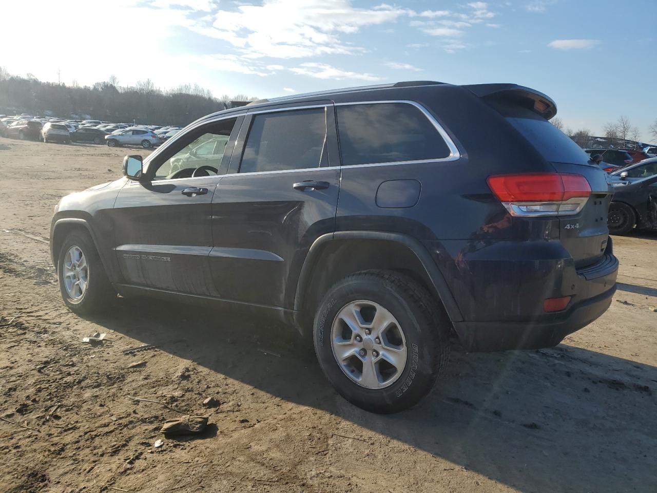 2017 Jeep Grand Cherokee - Image 2