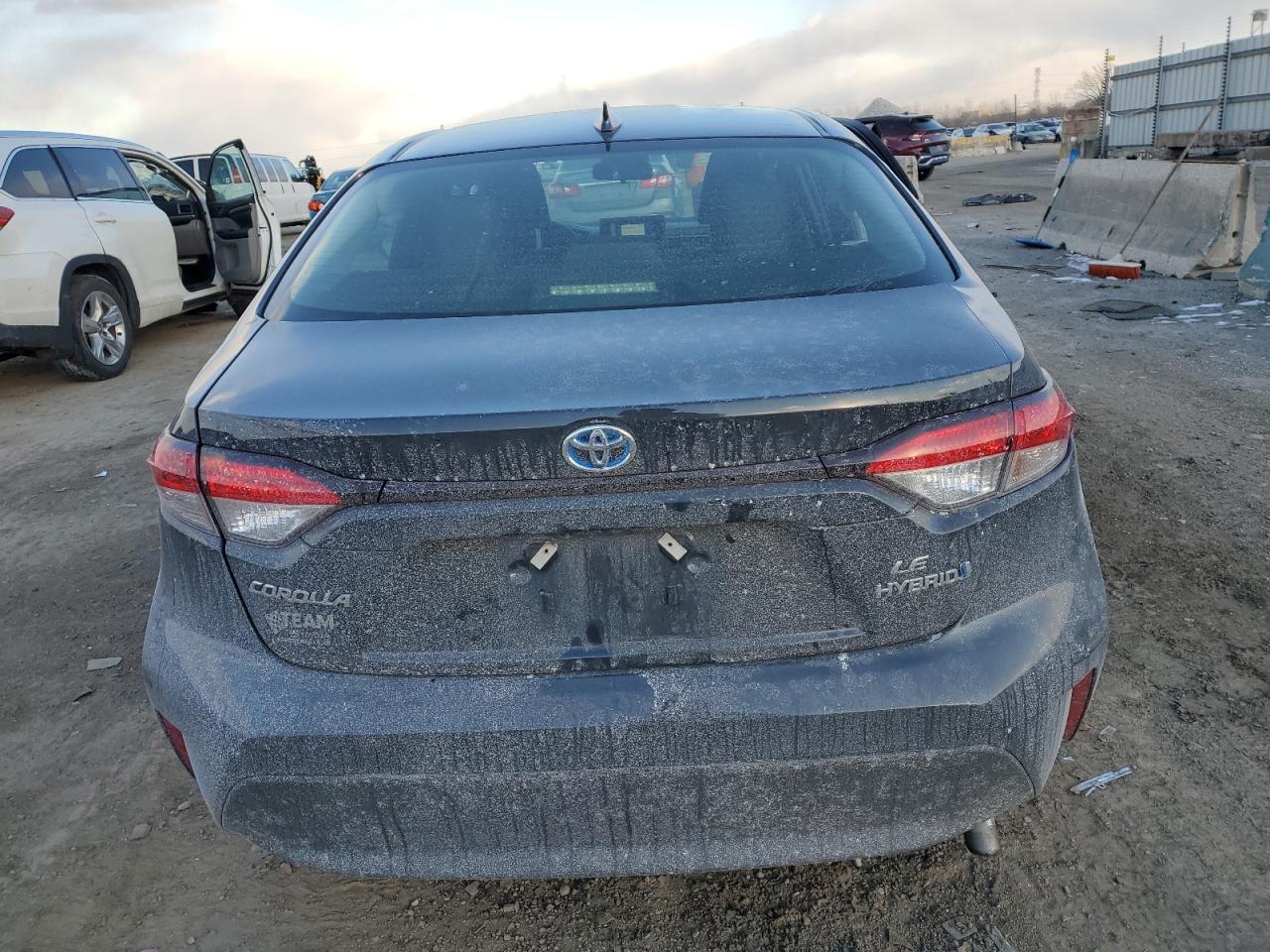 JTDBCMFE6R3039536 TOYOTA COROLLA 2024