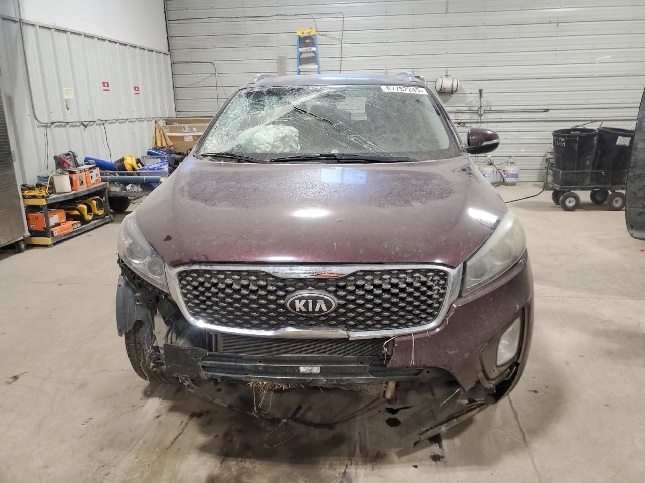 2016 Kia Sorento - Image 5