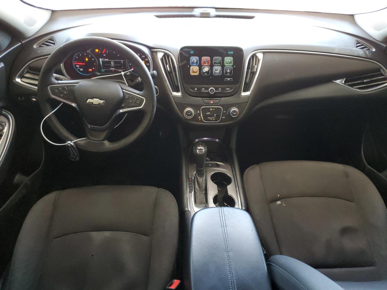 2018 Chevrolet Malibu - Image 8